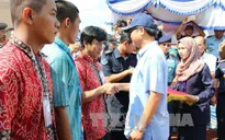 Philippines trao trả 5 ngư dân Việt Nam