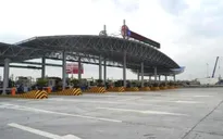 Tháo dỡ trạm thu phí Đại Xuyên trên cao tốc Pháp Vân - Ninh Bình trước 30/4
