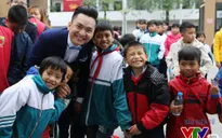 MC Hạnh Phúc và những nụ cười ấm áp ở Gala Cặp lá yêu thương