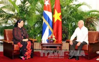 Phó Chủ tịch Quốc hội Tòng Thị Phóng hội kiến các lãnh đạo Cuba