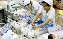 Đề xuất bỏ chính sách 2 con: Nên hay không hay trước tình trạng già hóa dân số?