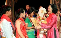 Tuyên dương thiếu nhi các dân tộc tiêu biểu trên toàn quốc