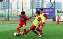 VIDEO: U20 Việt Nam đã có mặt tại Cheonan, tập sung ngay buổi đầu tiên