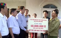 Nhiều cơ quan, ban, ngành ủng hộ đồng bào miền Trung khắc phục hậu quả cơn bão số 10