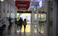 Rét đậm, nhiều tín đồ mua sắm "chùn chân" ngày Black Friday 2017