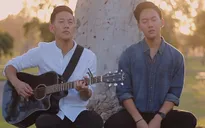 Mê mẩn với bản cover Em gái mưa của cặp sinh đôi người Việt - Thái