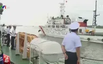 Bộ Tư lệnh vùng 2 Hải quân chuyển hàng Tết cho các nhà giàn DK1