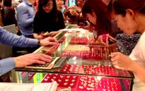 Giá vàng và USD trong nước đồng loạt tăng