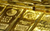 Vàng trở thành “hầm trú ẩn”, đồng Euro tăng giá mạnh nhất trong 3 năm