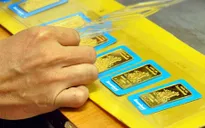 Vàng SJC giảm khi giá vàng thế giới tăng nhanh