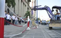 “Cuộc chiến” đòi lại vỉa hè làm nóng báo chí trong tuần