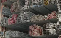Vật liệu xây dựng giả tràn lan, nhiều hơn cả hàng thật