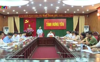 Việc phê bình và tự phê bình còn hình thức
