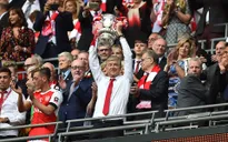 HLV Wenger lập lỷ lục sau khi vô địch FA Cup