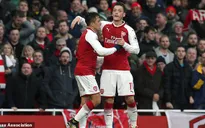 HLV Wenger chốt số phận của Sanchez và Ozil trong kỳ chuyển nhượng tới