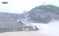 Kiểm tra xả lũ hồ thủy điện Hòa Bình