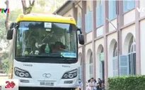 Những chuyến xe miễn phí chở bệnh nhi về quê ăn Tết