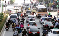 Kiềm chế tai nạn do xe đi lấn làn tại Nha Trang