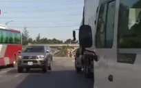Cần có biển báo để xóa điểm đen giao thông