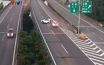 Nguy cơ gây tai nạn khi di chuyển sai luật trên đường cao tốc