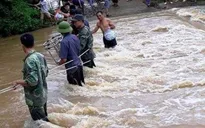 Khắc phục hậu quả mưa lũ tại Yên Bái