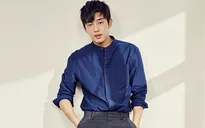 Yoo Ah In hoãn nhập ngũ vì có khối u ở xương