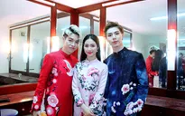 Hậu trường gia đình "Hoa dâm bụt" tại Bữa trưa vui vẻ