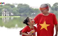 Cụ bà 85 tuổi và bí quyết kết nối với con cháu