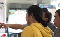 Ngày đầu bán vé tàu Tết: Hành khách đông nhưng trật tự