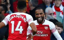 Giúp Arsenal thăng hoa, Lacazette ẵm cú đúp danh hiệu