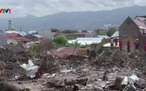 Gia tăng số người thương vong trong thảm họa kép ở Indonesia