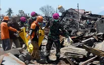 Đẩy nhanh tìm kiếm nạn nhân thiên tai tại Indonesia