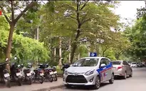 Hà Nội - các hãng taxi truyền thống hợp sức đấu với xe công nghệ