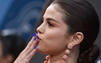 Selena Gomez cần sống như người bình thường