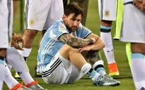 Diego Maradona: "Messi quá yếu đuối để có thể làm thủ lĩnh"