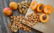 12 loại thực phẩm tuyệt đối không được ăn sống