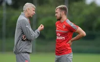 Wenger khuyên Ramsey nên ở lại Arsenal