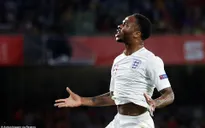 ẢNH: Sterling tỏa sáng, ĐT Anh "vùi dập" ĐT Tây Ban Nha