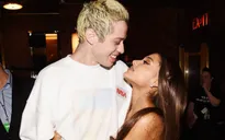 Mặc dù đã hủy hôn, Ariana Grande và hôn phu cũ vẫn chưa chia tay
