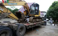 Bắt giữ đối tượng vận chuyển 198 bánh heroin bằng xe đầu kéo