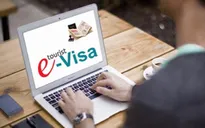 Tiếp tục thí điểm cấp thị thực điện tử cho người nước ngoài