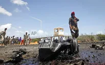 Đoàn xe của EU bị trúng bom tại Somalia