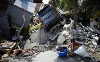 Động đất gây sóng thần ở Indonesia: Con số thiệt mạng tăng lên gần 1.350 người