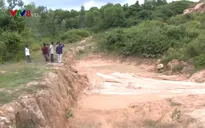 Dự án cao tốc Đà Nẵng - Quảng Ngãi: Nhiều doanh nghiệp lấy đất thi công không chịu hoàn thổ