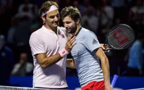 Vất vả giành chiến thắng trước Gilles Simon, Roger Federer vào bán kết Basel mở rộng 2018