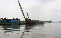 Chìm sà lan, 2 người thiệt mạng