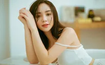Quỳnh Kool khoe vẻ đẹp mong manh thu hút ánh nhìn