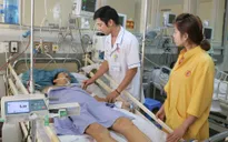Báo động đỏ nội viện cứu bệnh nhân sốc đa chấn thương nguy kịch