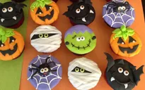 Chị em làm bánh handmade kiếm bộn tiền nhờ làm bánh Halloween kinh dị