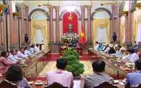 Phó Chủ tịch nước: Người có uy tín tiếp tục nêu gương sáng